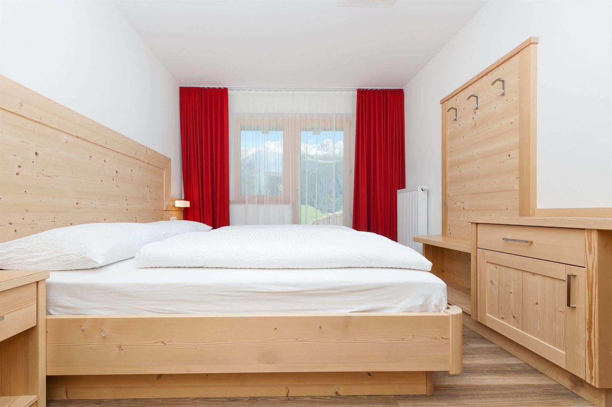 Mountain Residence Montana Santa Maddalena Exterior photo